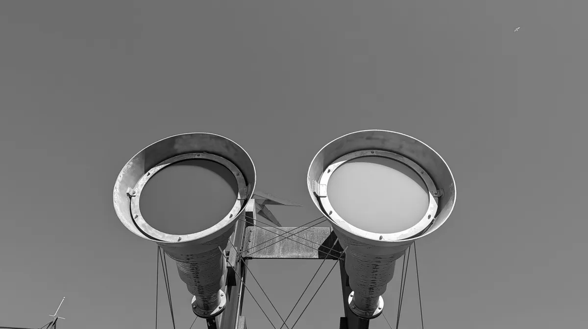 008: In broad daylight