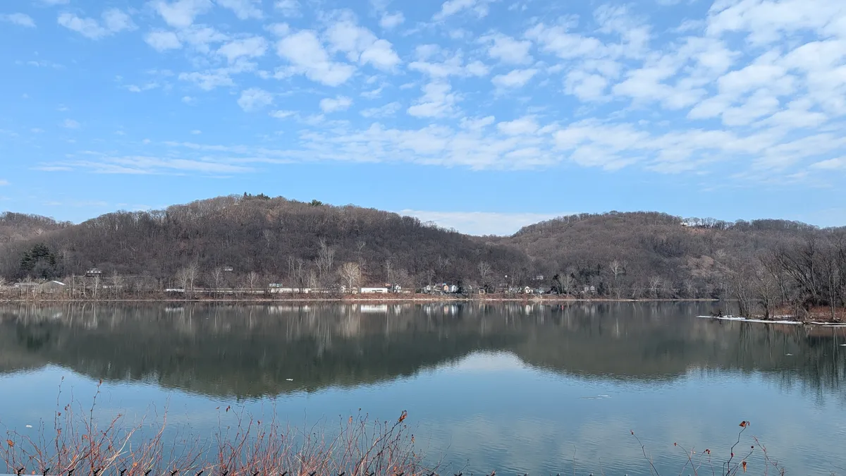 007: Home is where the heart is.